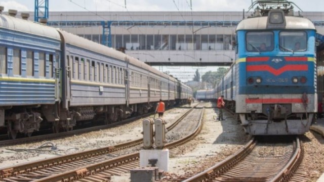 Украина: Тарифы на ж/д билеты несущественно подорожают Украина: Тарифы на ж/д билеты несущественно подорожают